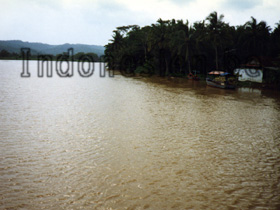 Fluss bei Cilacap